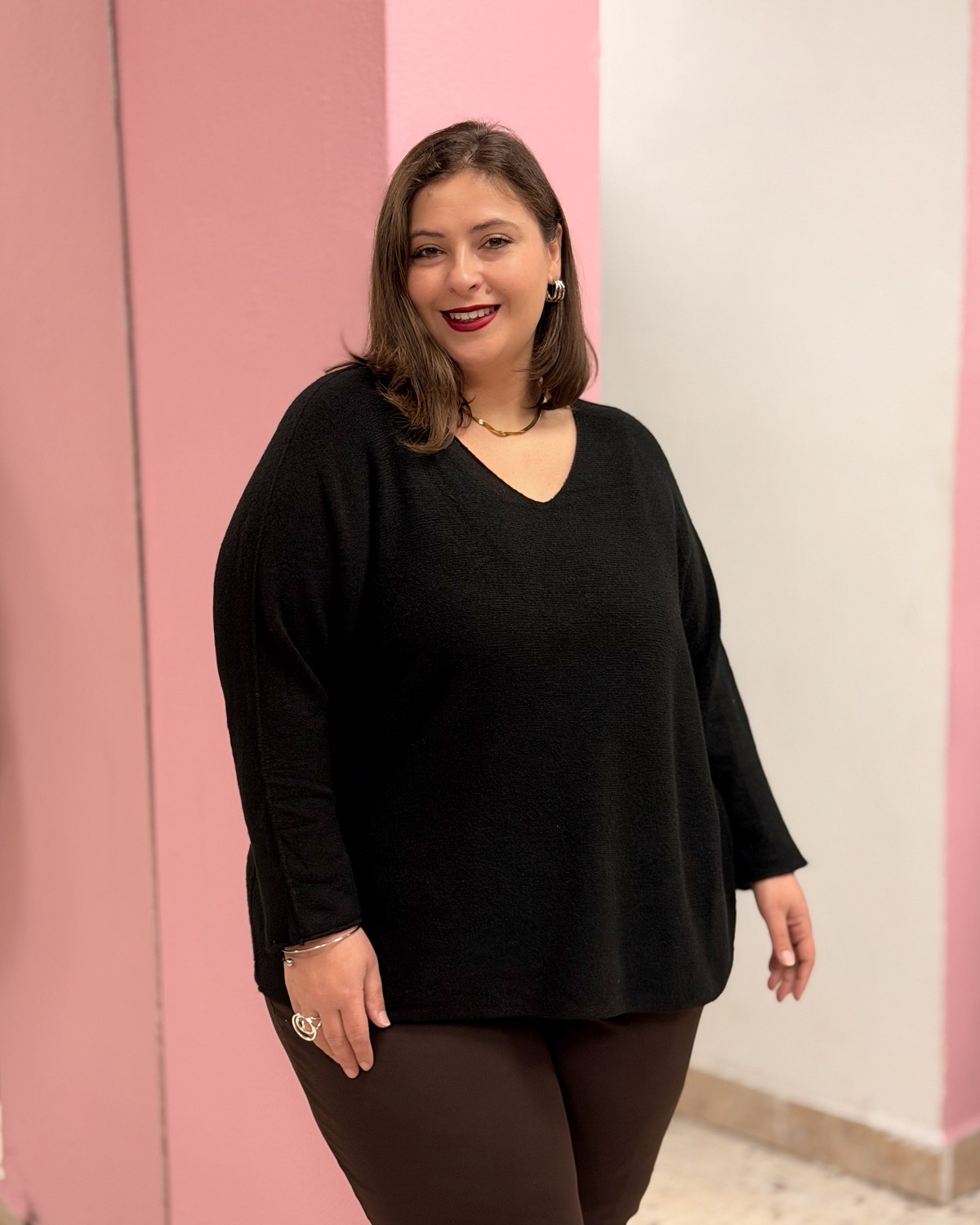 Oversized Πουλόβερ με V Ντεκολτέ