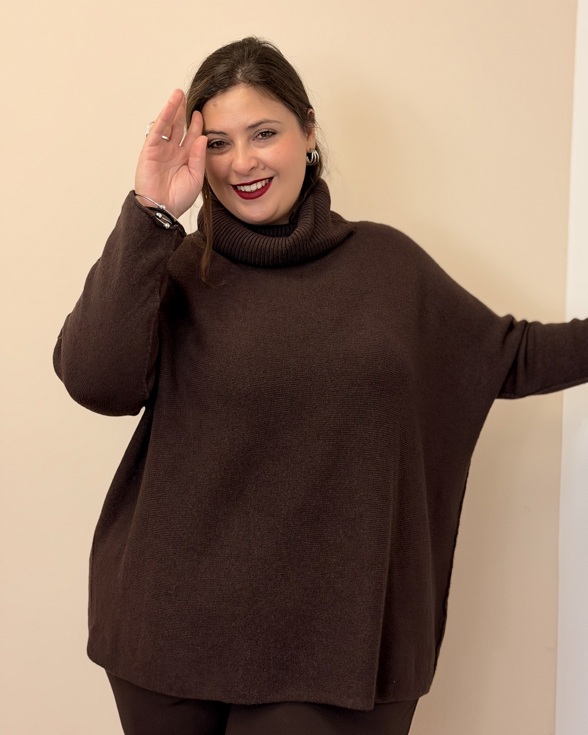 Oversized Πουλόβερ Ζιβάγκο – Ελαστικό ΠλεκτόOversized Πουλόβερ Ζιβάγκο – Ελαστικό Πλεκτό